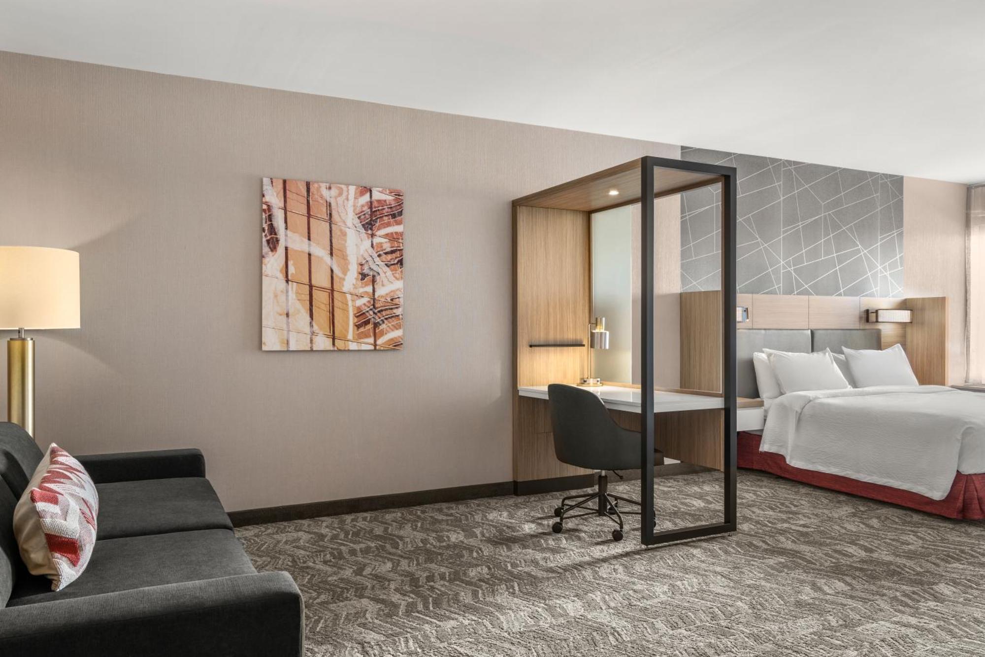 Springhill Suites By Marriott Menomonee Falls Exterior foto
